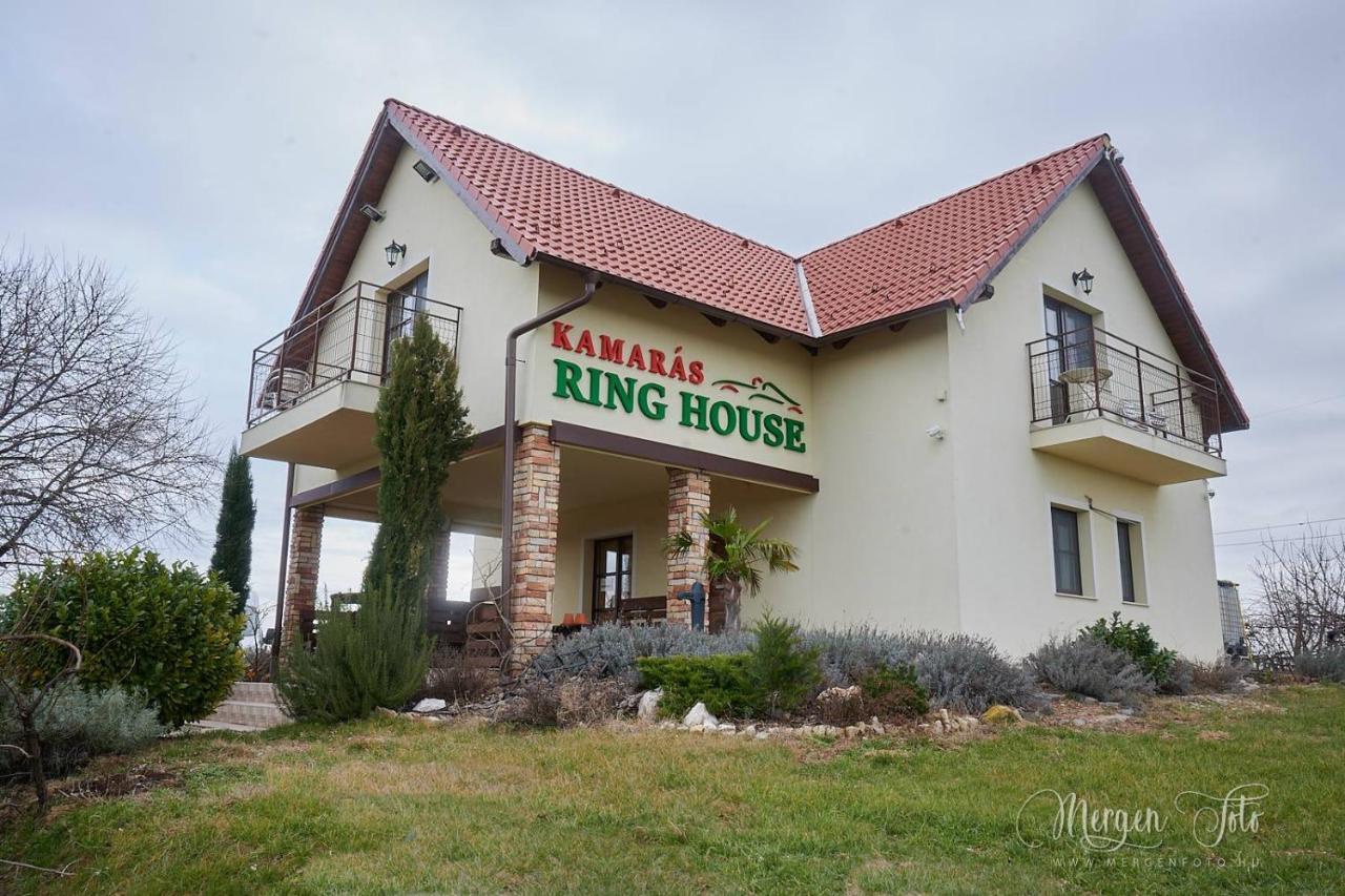 Bed and Breakfast Kamaras Ring House Mogyoród Exterior foto
